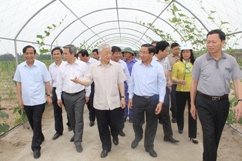 Party General Secretary Nguyen Phu Trong visits Ha Tinh province - ảnh 1